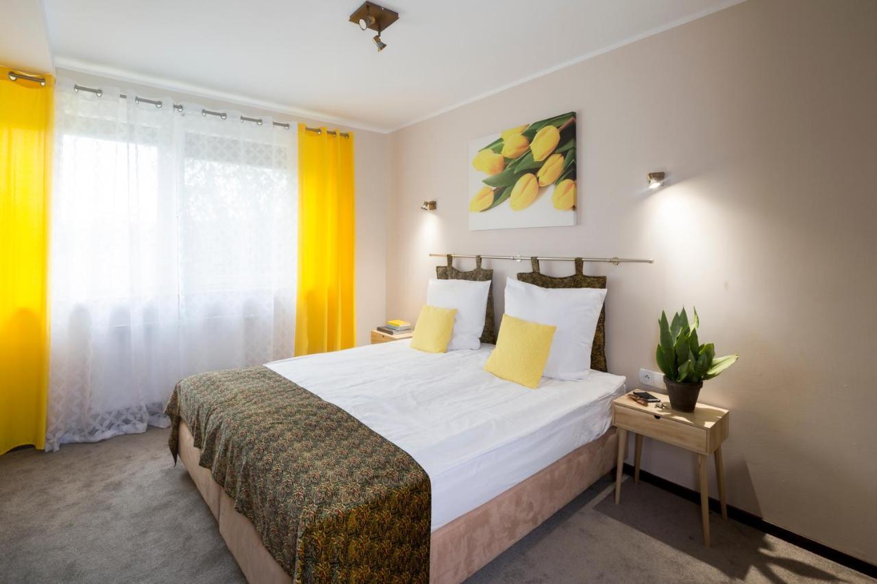 Noce I Dnie Hotel Postolowo ภายนอก รูปภาพ